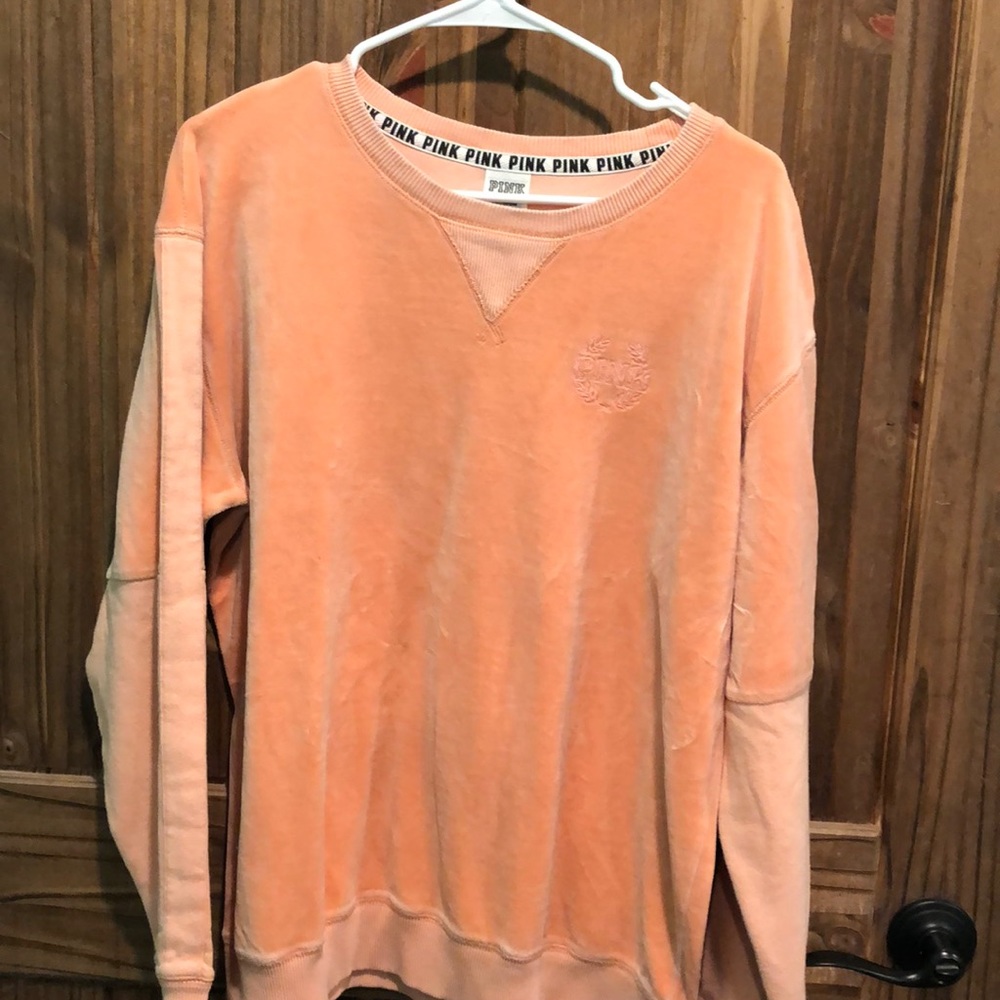 Super soft PINK sweater!!